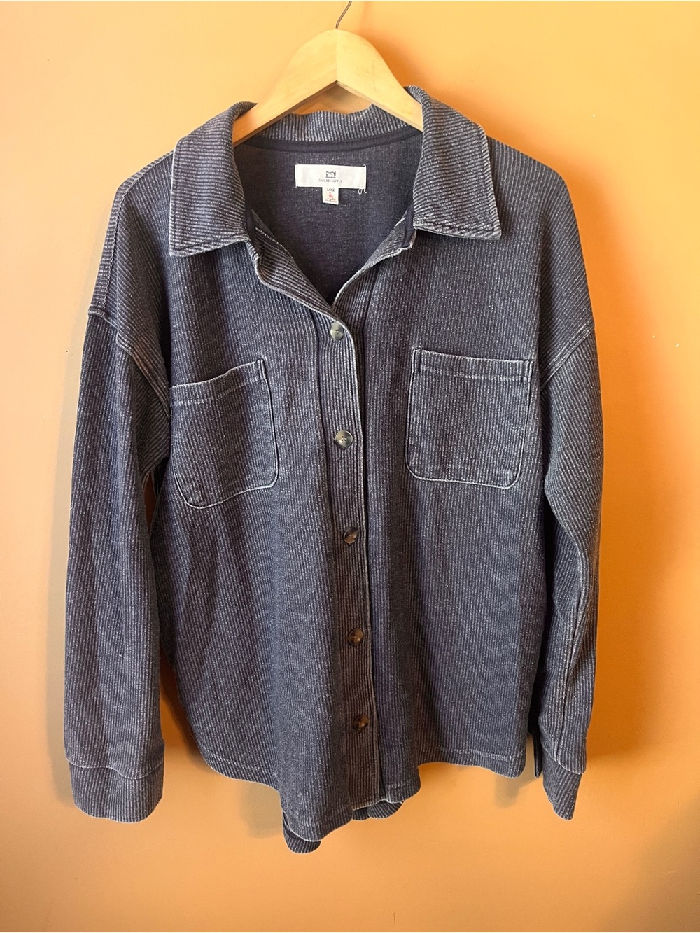 Thread and supply shacket - Picture 2 of 7